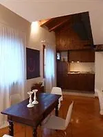 Grifone Apartments 베니스