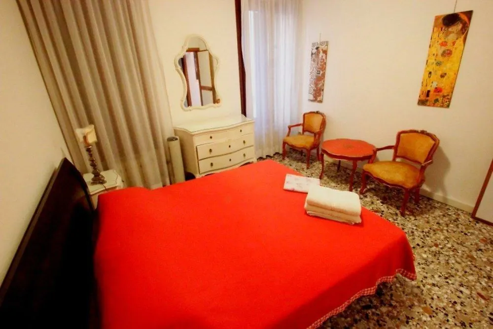 Grifone Apartments Velence